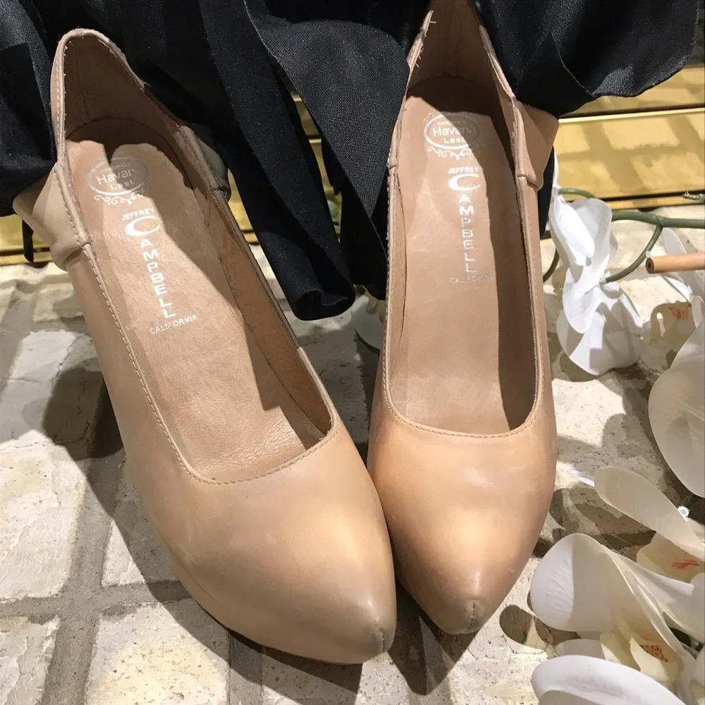 Jeffrey Campbell Havana last wedges size 8, used.
